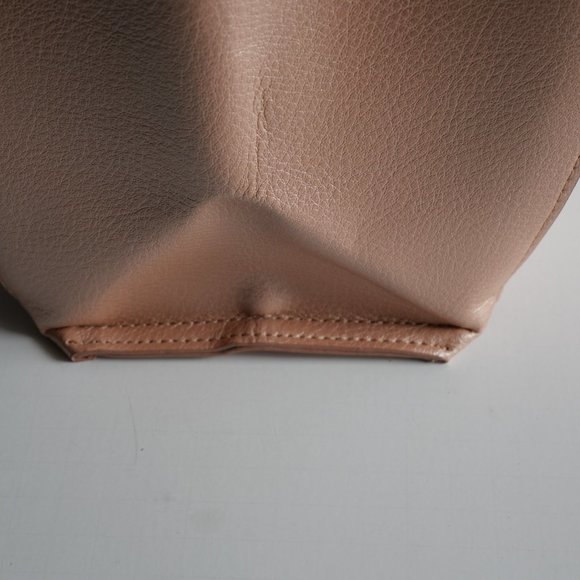 Neiman Marcus Shoulder Bag - Picture 9 of 11